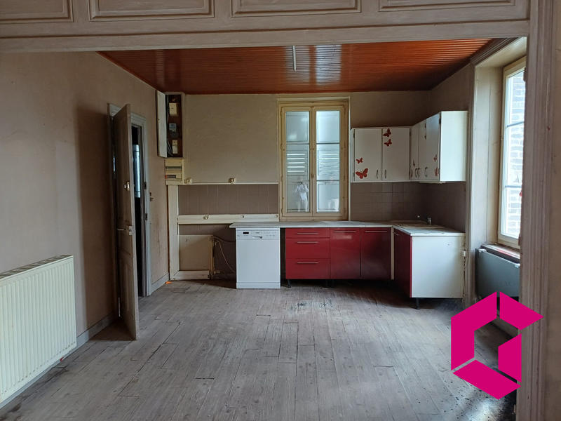 Maison - 192 m² - 9 pièces