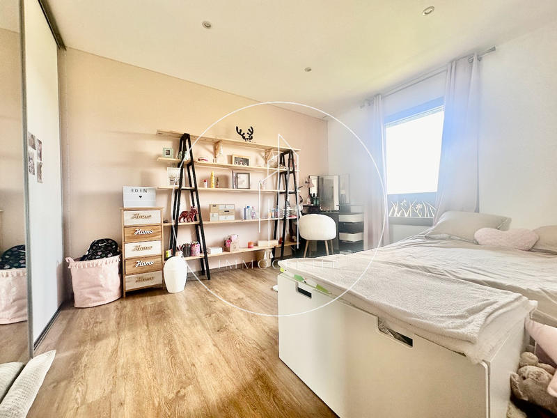 Villa - 190 m² - 7 pièces