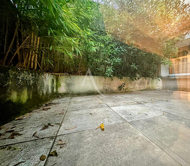 Maison - 201 m² - 5 pièces