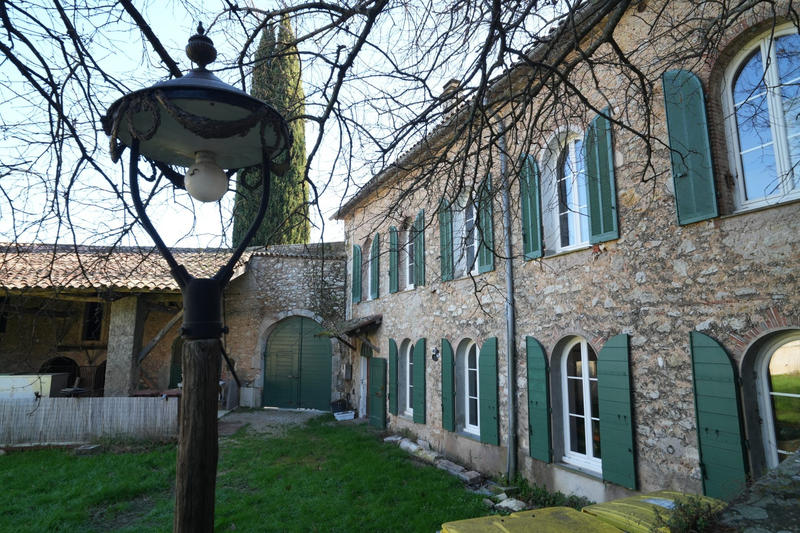 Bastide - 684 m² - 10 pièces