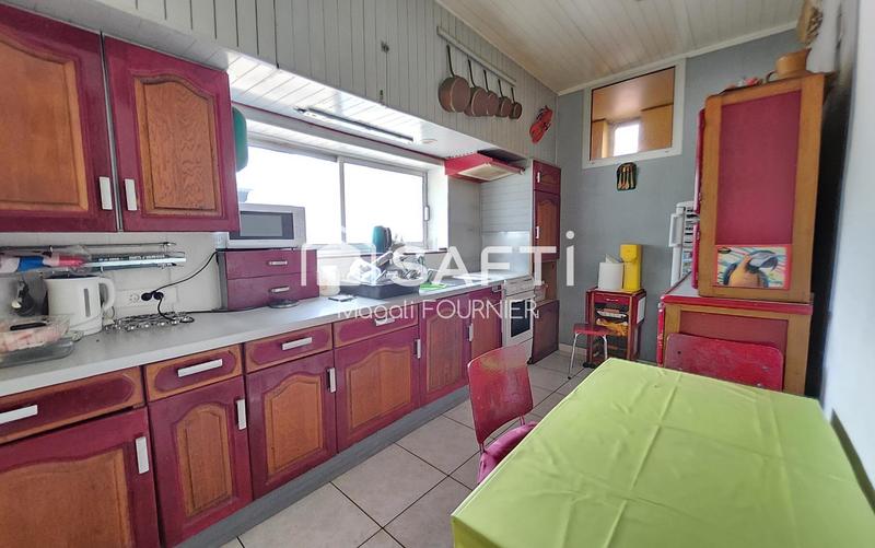 Maison - 95 m² - 5 pièces