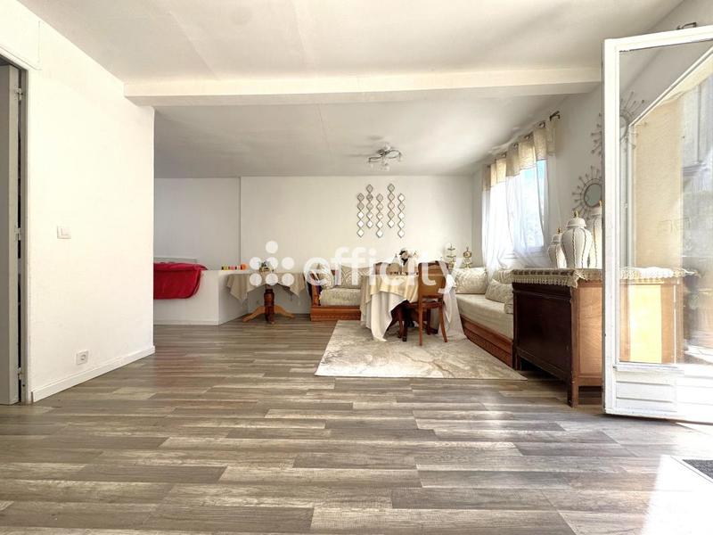 Maison - 115 m² - 6 pièces