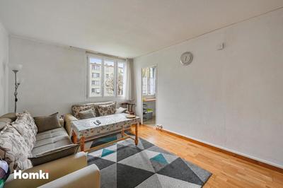 Appartement - 67 m² - 4 pièces