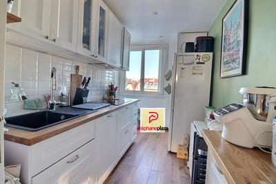 Appartement - 80 m² - 4 pièces