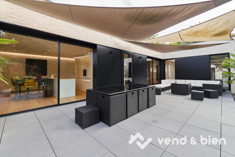 Maison - 160 m² - 4 pièces