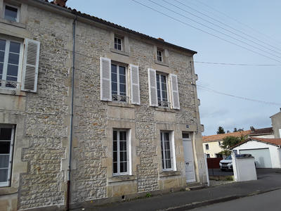 Maison ancienne - 110 m² - 5 pièces