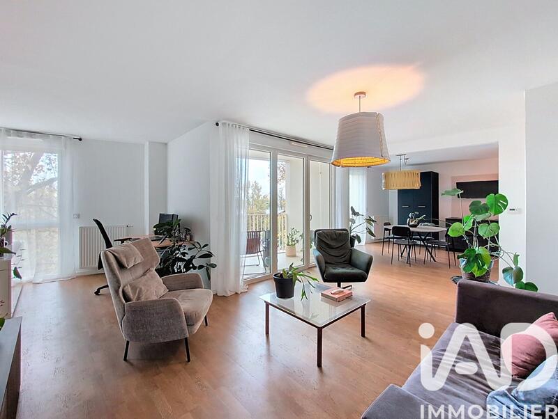 Appartement - 80 m² - 3 pièces