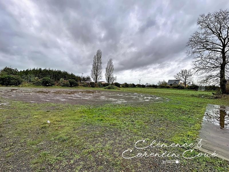 Terrain industriel - 1 542 m²