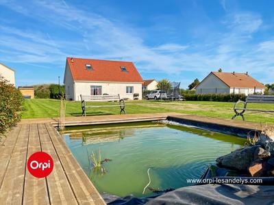 Maison - 88 m² - 6 pièces