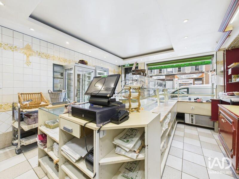 Local commercial - 244 m²