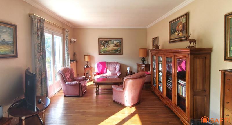 Maison - 170 m² - 5 pièces