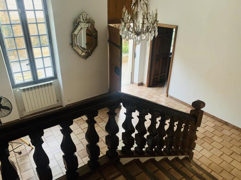 Maison - 252 m² - 9 pièces