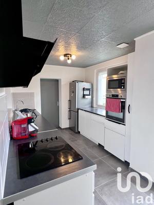 Maison - 88 m² - 6 pièces