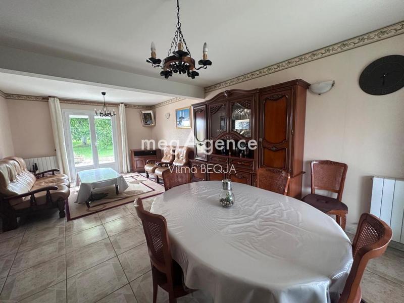 Maison - 163 m² - 7 pièces