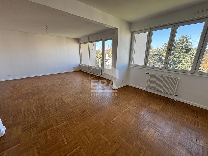 Appartement - 93 m² - 4 pièces