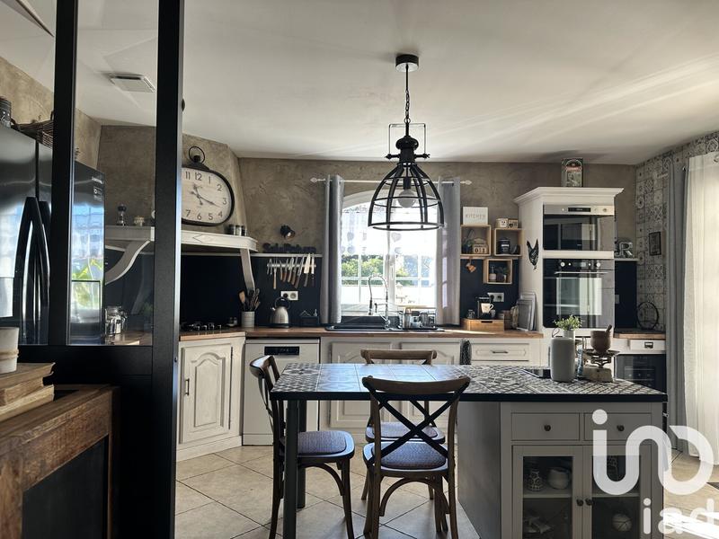 Maison - 163 m² - 6 pièces