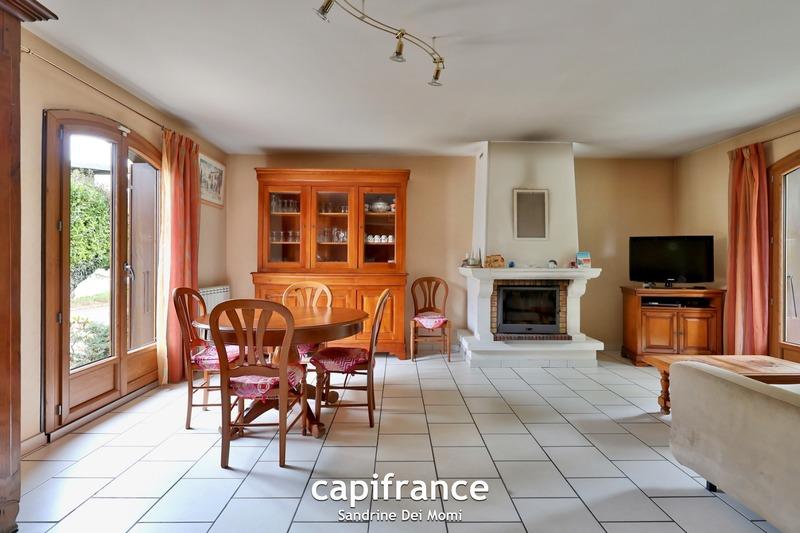 Maison - 94 m² - 4 pièces