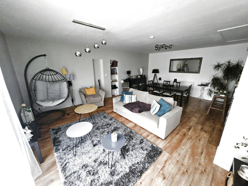 Maison - 90 m² - 5 pièces