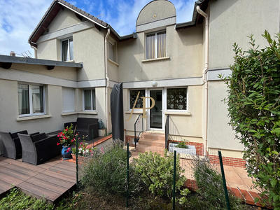 Maison - 135 m² - 5 pièces