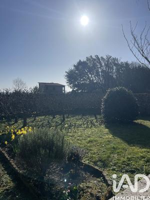 Maison - 281 m² - 11 pièces