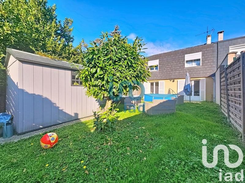 Maison - 95 m² - 5 pièces