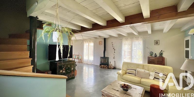 Maison - 209 m² - 7 pièces