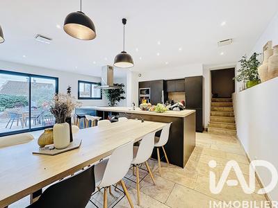 Maison - 152 m² - 5 pièces