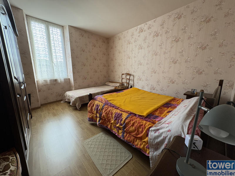 Maison - 173 m² - 9 pièces