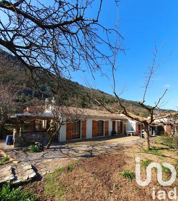 Maison - 103 m² - 5 pièces