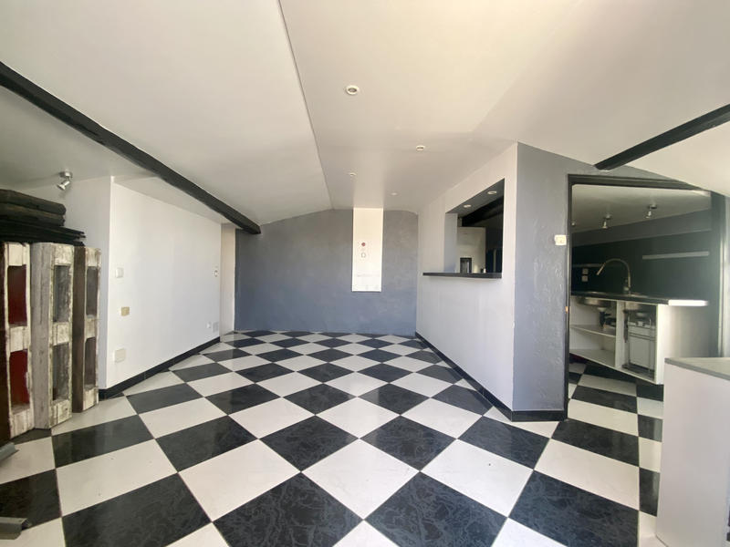 Maison - 141 m² - 6 pièces