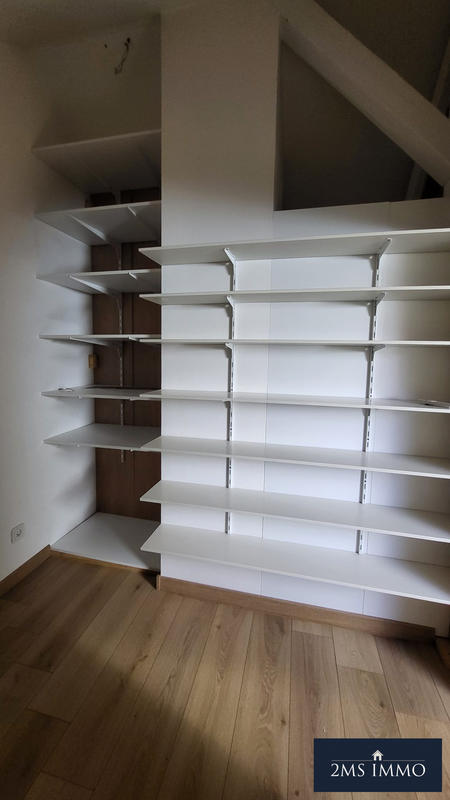 Maison - 200 m² - 8 pièces