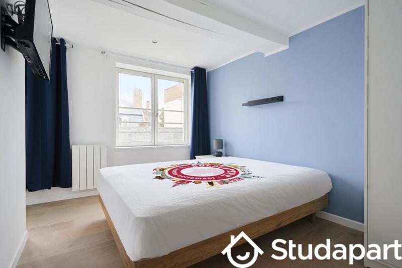 Chambre - 9 m² - 1 pièce