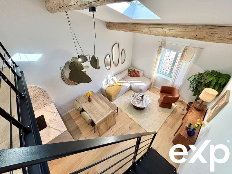 Maison traditionnelle - 77 m² - 4 pièces