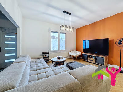 Maison - 141 m² - 5 pièces