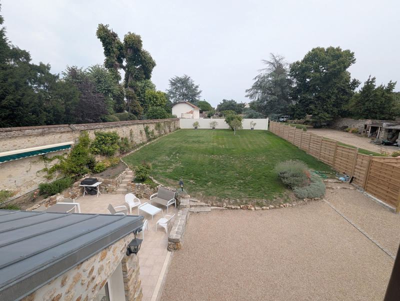 Maison - 210 m² - 7 pièces