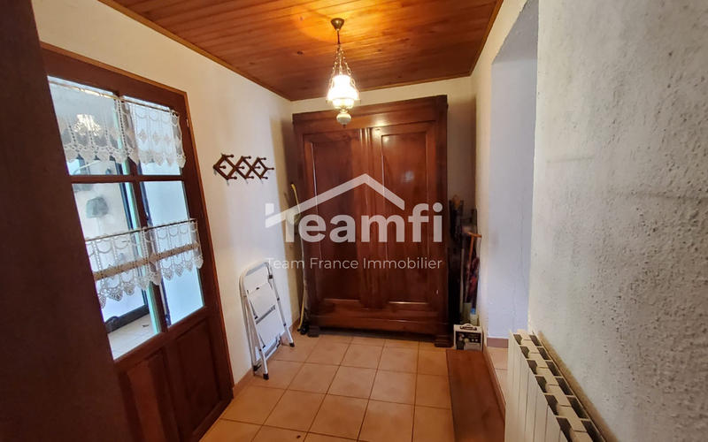 Maison traditionnelle - 139 m² - 6 pièces