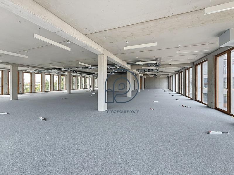 Bureau - 4 630 m²