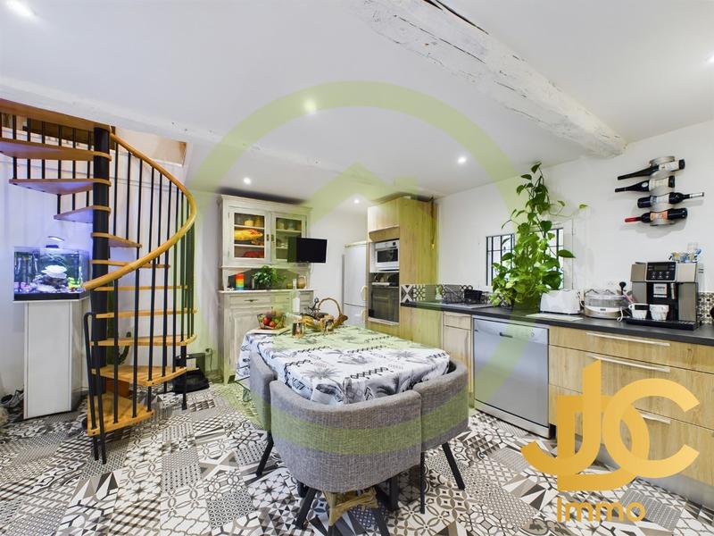 Maison - 79 m² - 4 pièces