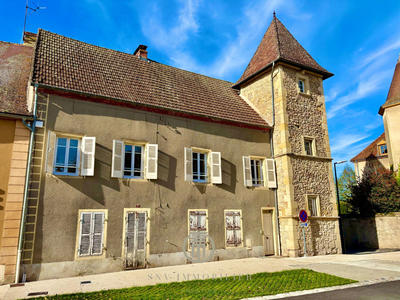 Maison - 275 m² - 5 pièces