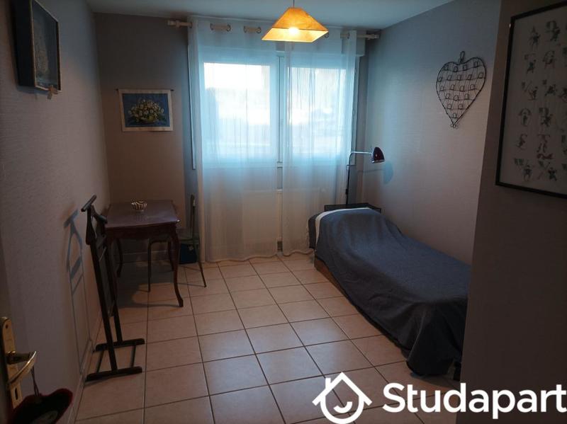 Chambre - 15 m² - 1 pièce