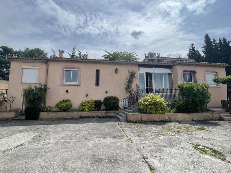 Pavillon - 177 m² - 7 pièces