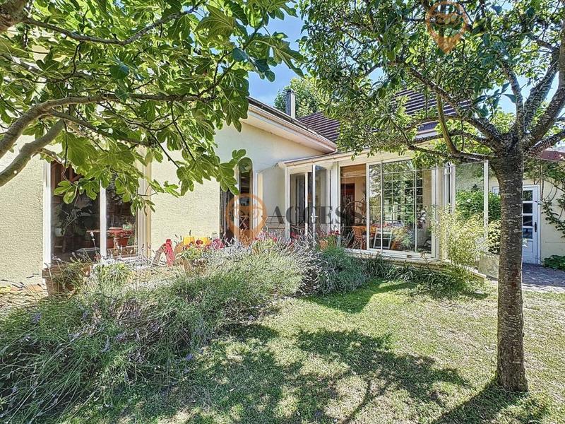 Maison - 178 m² - 6 pièces