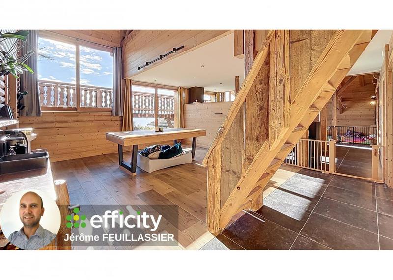 Maison - 300 m² - 12 pièces