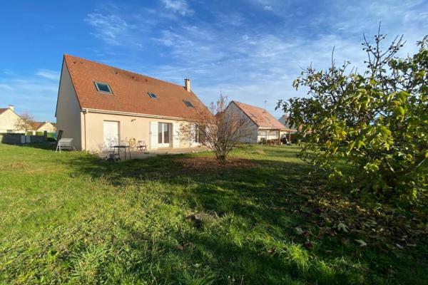 Maison - 105 m² - 6 pièces