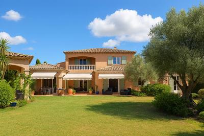 Maison - 205 m² - 7 pièces