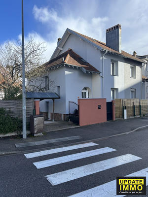 Maison - 86 m² - 4 pièces