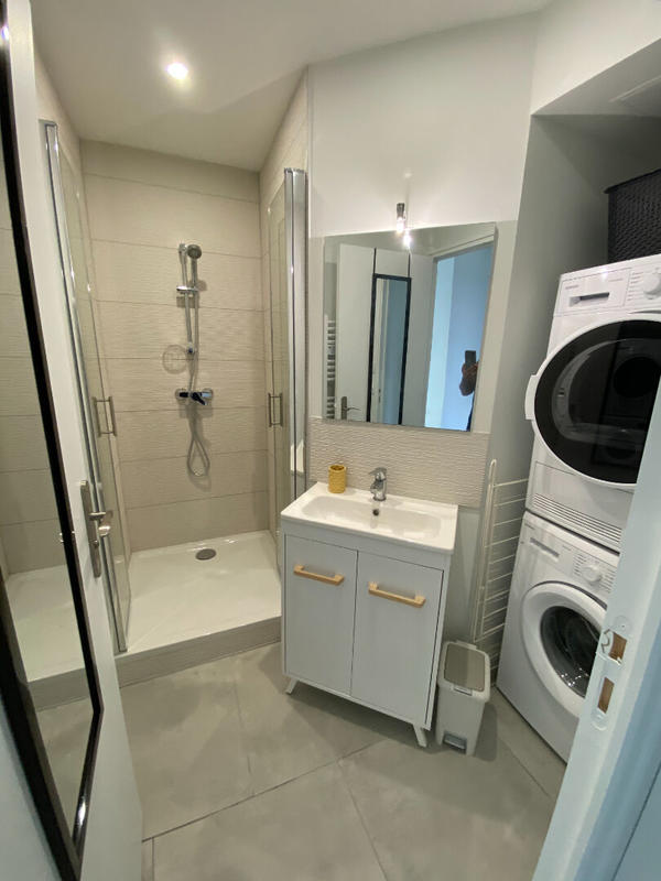 Chambre - 69 m² - 5 pièces