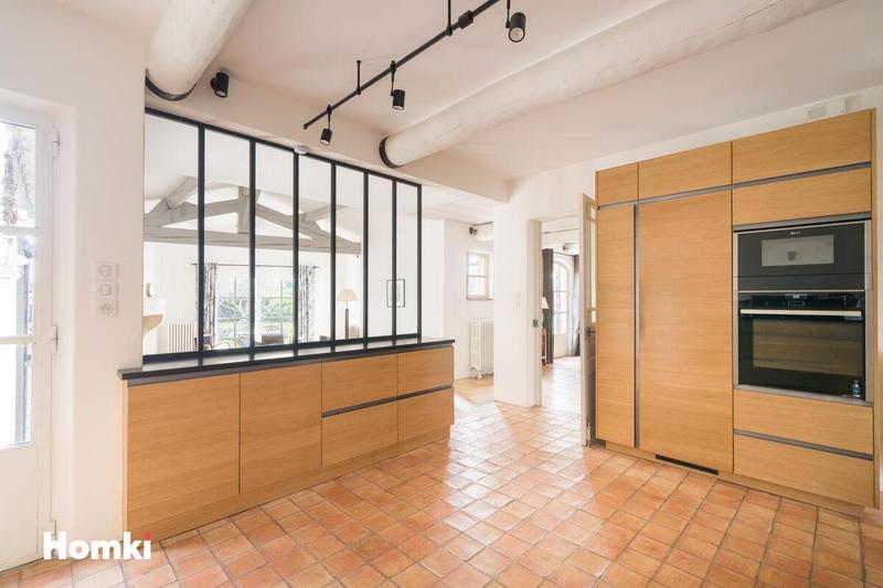 Villa - 180 m² - 7 pièces