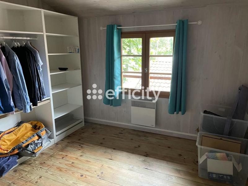 Maison - 201 m² - 7 pièces