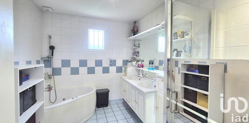 Maison - 114 m² - 5 pièces